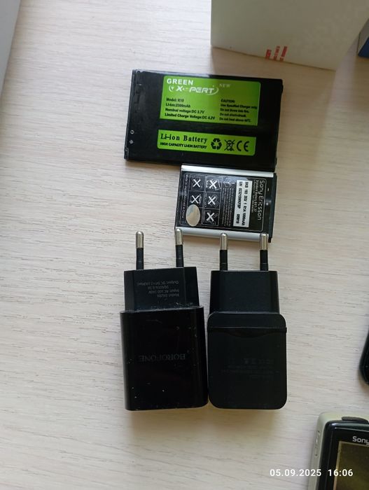 Продаются телефоны