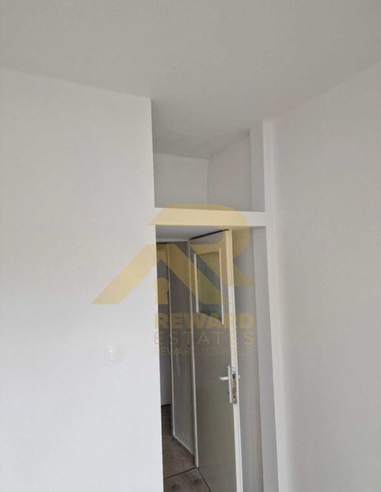 Продава се Тристаен апартамент в София, Център - 64 кв.м за 2157 €/кв.м - Снимка #6