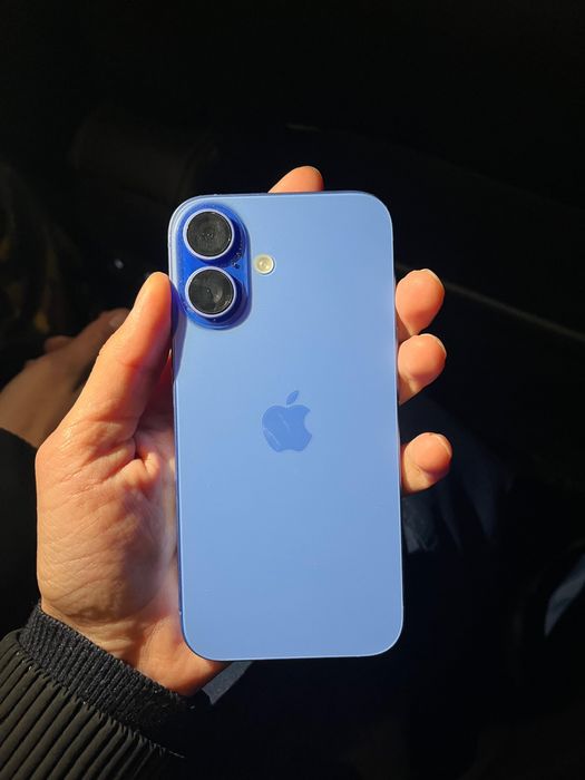 Iphone 16 с каробкой все есть