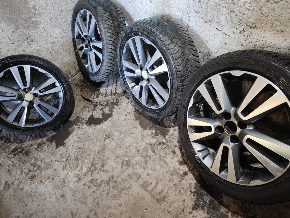Продам комплект диски с резиной р17