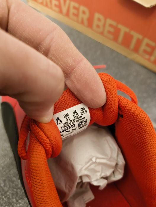 Два чифта обувки Puma ferrari номер 41