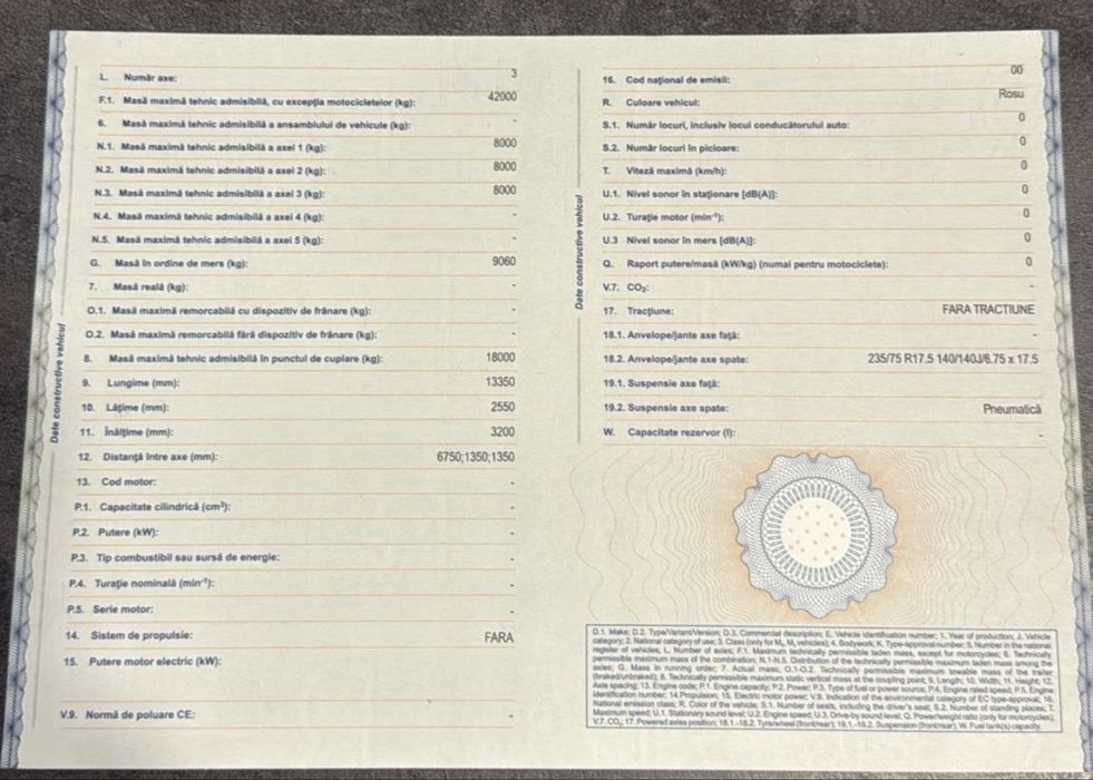 Trailer AMT 2016  cu 3 axe anvelope  schimbate service rampi hidraulic