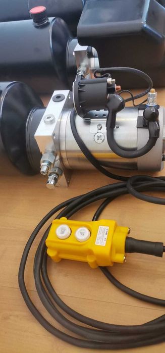 Pompa Basculare Remorca Telecomanda Bazin ulei