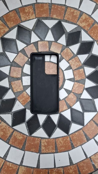 Husă BURGA Samsung Galaxy S21 Ultra – model Spot On / Puncte Negre