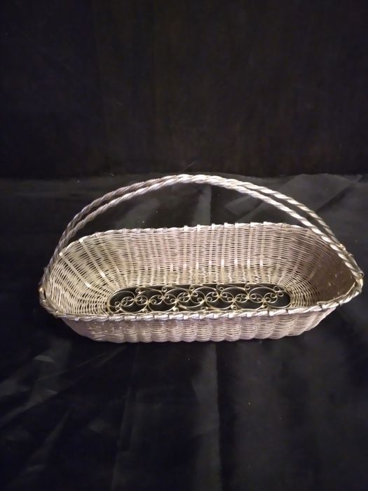 Конфетница мельхиоровая