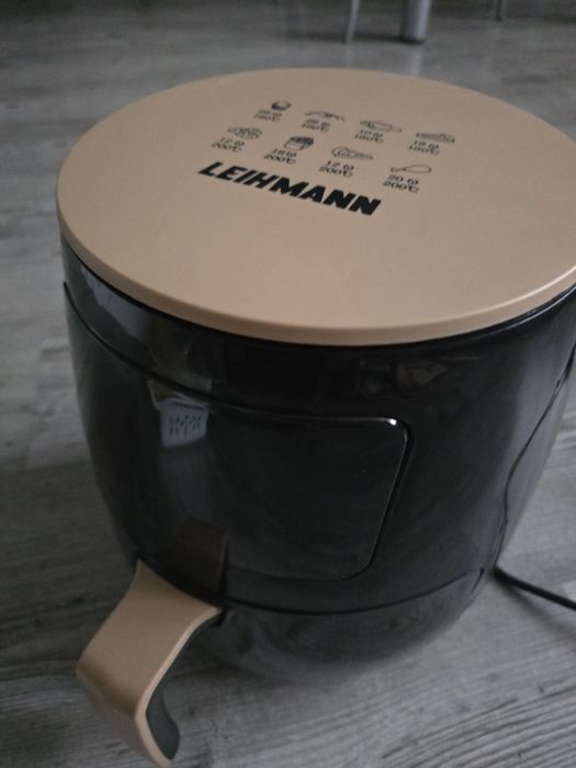 Vand friteuza cu aer cald