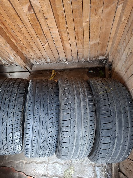 Продам шины 235/45/18 Китай