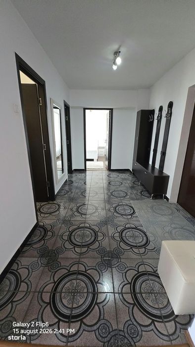 Vand apartament 2 camere decomandat in Deva, zona 22 Decembrie,