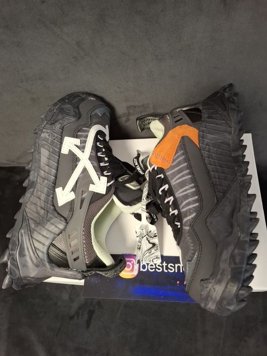 Off white odsy 1000 .  40 , 41 , 42