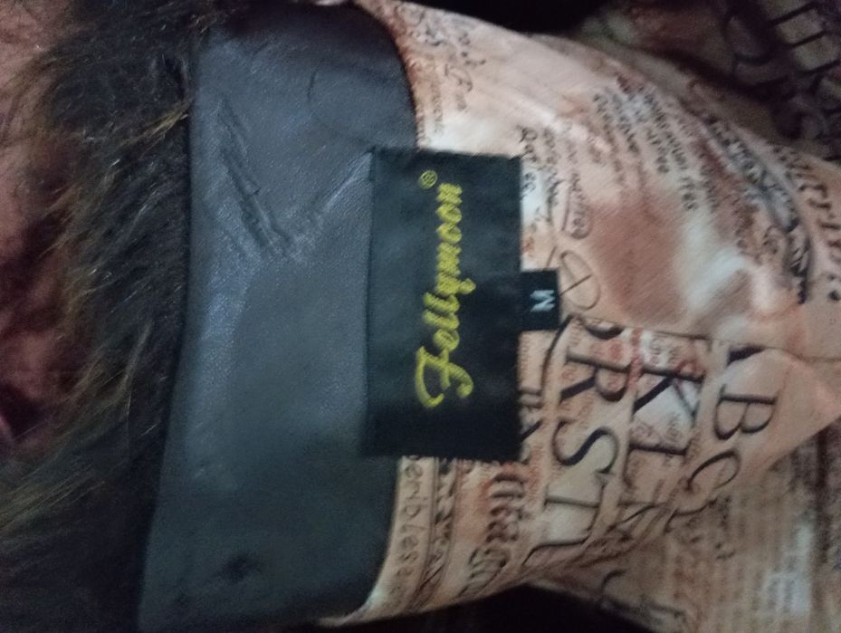 Jemfercha kardigancha jaketcha gʻalat burukcha