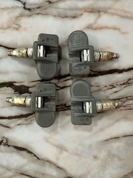 Датчици за налягане в гумите за G-class