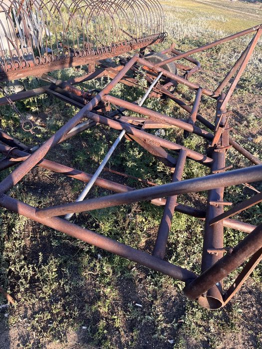 Трактор МТЗ 80..