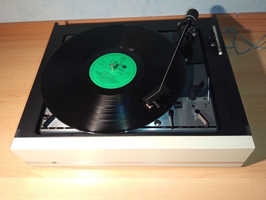 Ретро грамофонно шаси Dual 1215