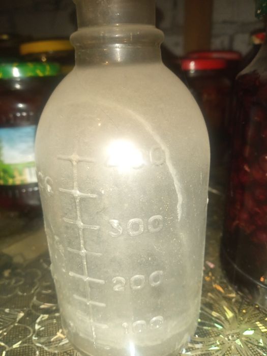 .Бутыли и бутылочки