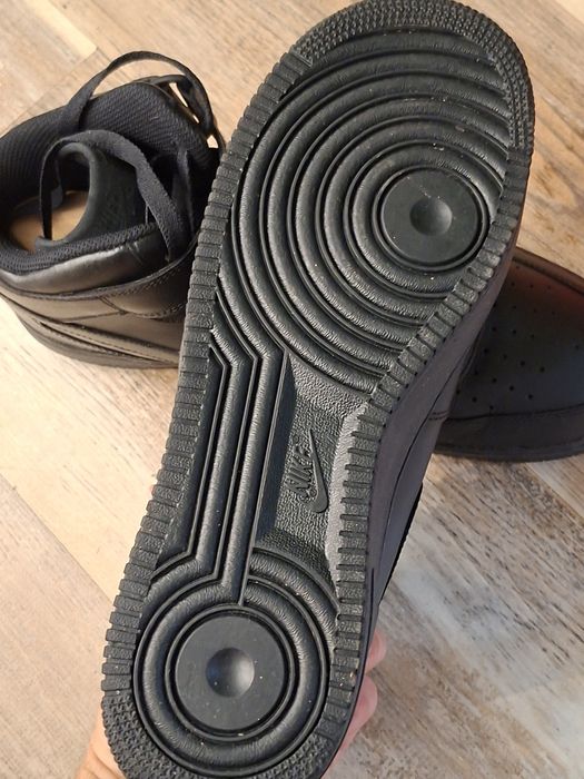 Nike сникърси Nike Air Force 1 Mid'07
Сникърси Air Force 1 Mid '07