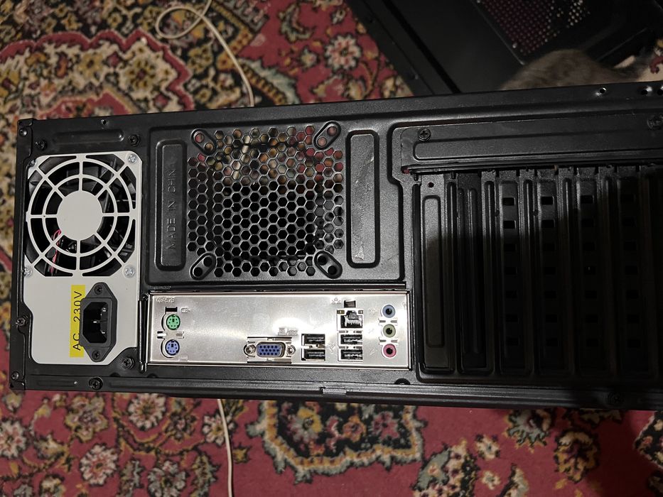 Компьютер системный блок