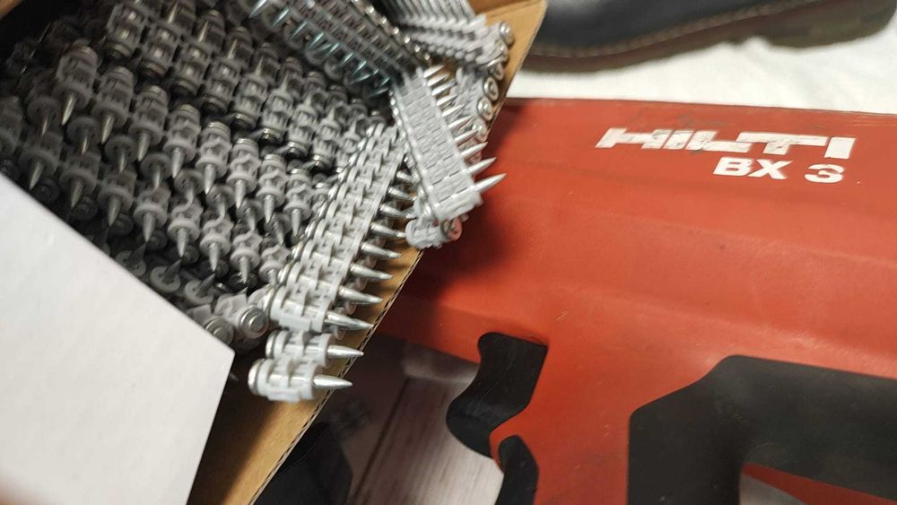 Cuie pistol Hilti BX3