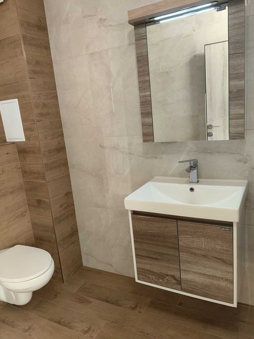 Дава се под наем Тристаен апартамент в София, Център - 110 кв.м за 1495.83 € - Снимка #18