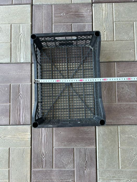 Продам корзины пластмассовые