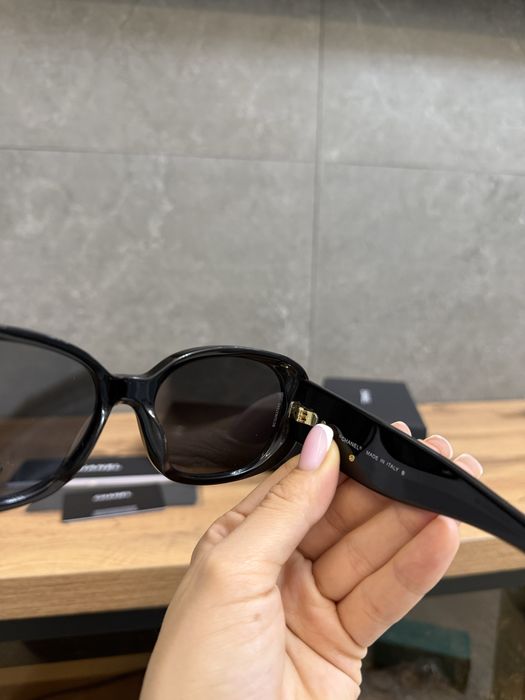 Солнцезащитные очки Шанель