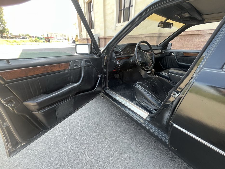 Mersedes Benz w124