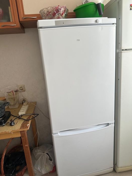 Кухня + холодильник ( не рабочий)