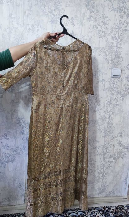 Вечерние платья срочно продаю