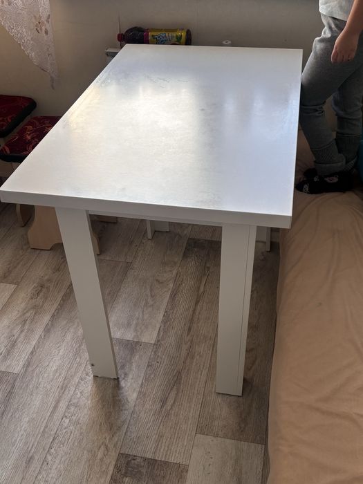 Продам стол кухонный , 65х105