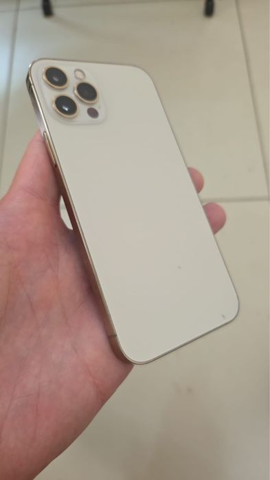 Продается iPhone 12 pro