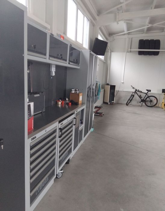 Отдава под наем автосервиз в гр.Дупница