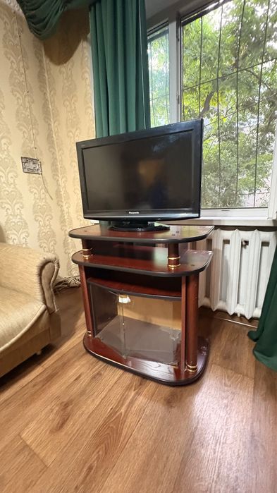 Отдам бесплатно тумбу под телевизор