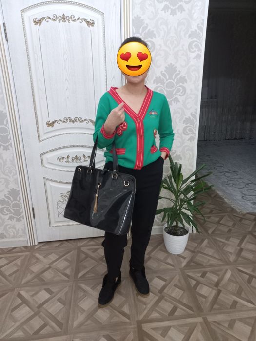 Продается кофта и двойка