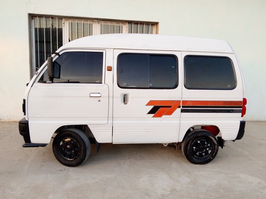 Moshina masla 6 oy oldin motordan chiqqan yangi mayor quyilgan