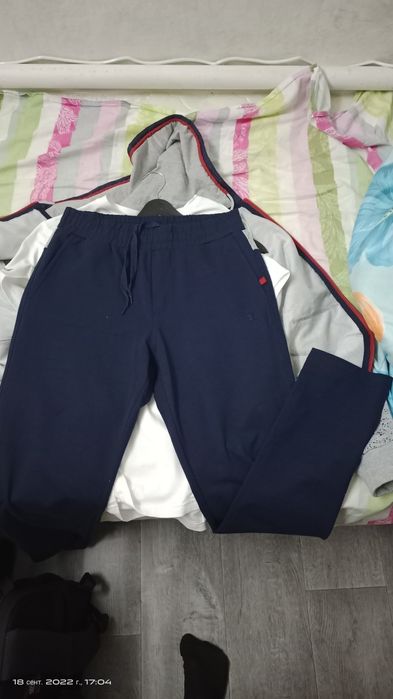 Спортивный костюм