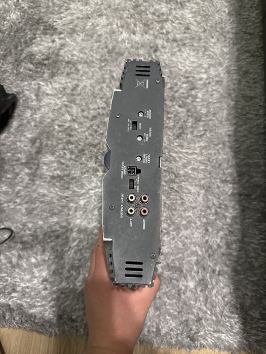 Amplificator auto Infinity!!