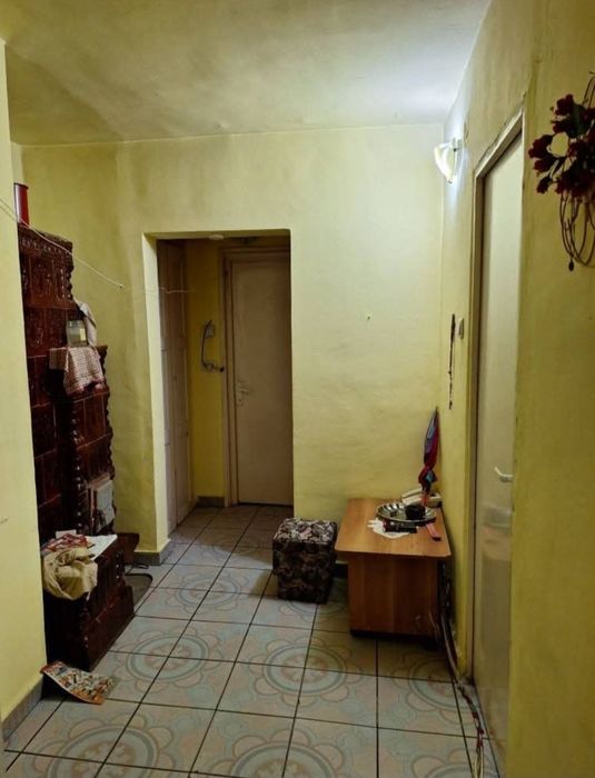 Vând apartament 2 camere.