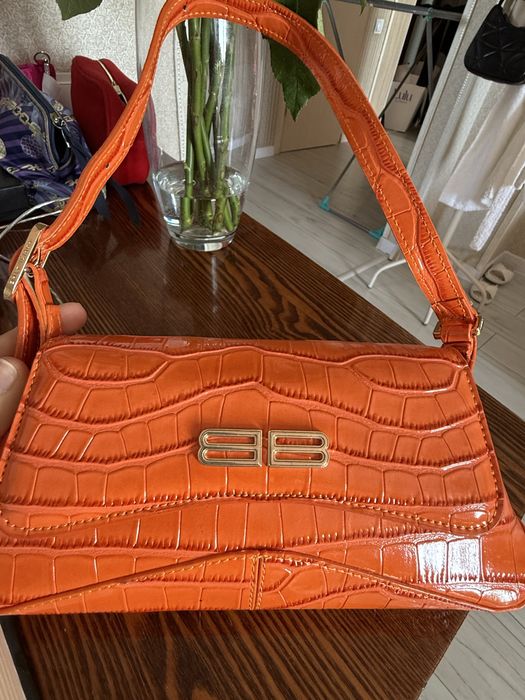 Продап сумочку Balenciaga