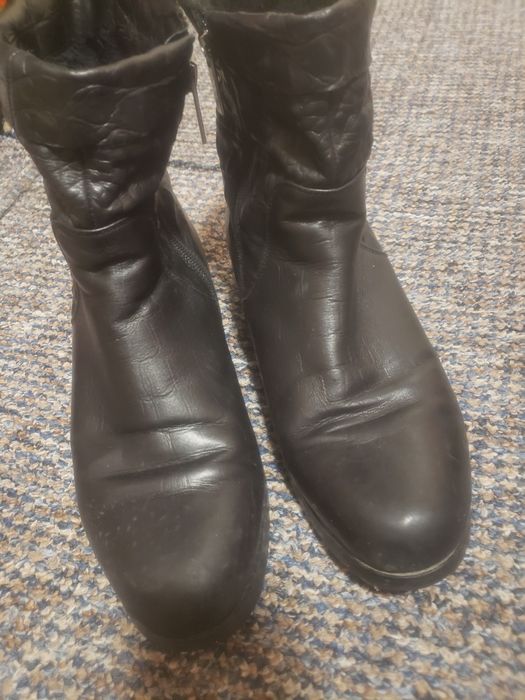 Дамски боти от естествена кожа