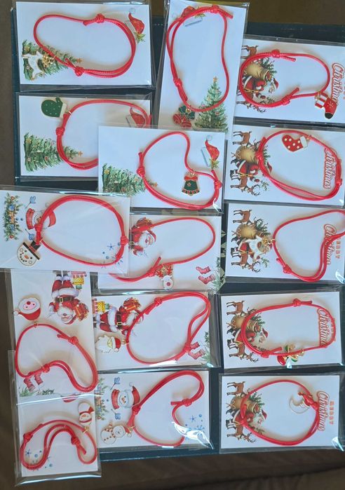 Коледни подаръци