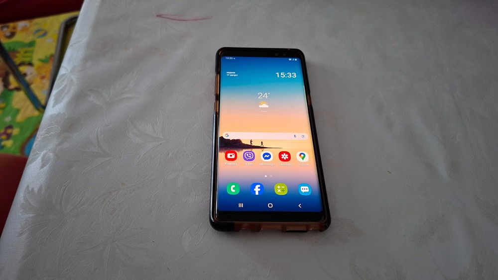 Продавам телефон Samsung Note 8 Gold