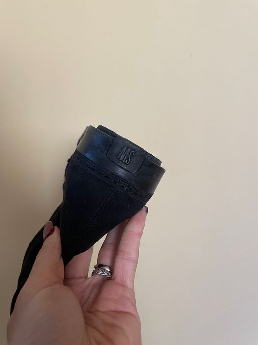 Ботуши Stuart Weitzman от велур