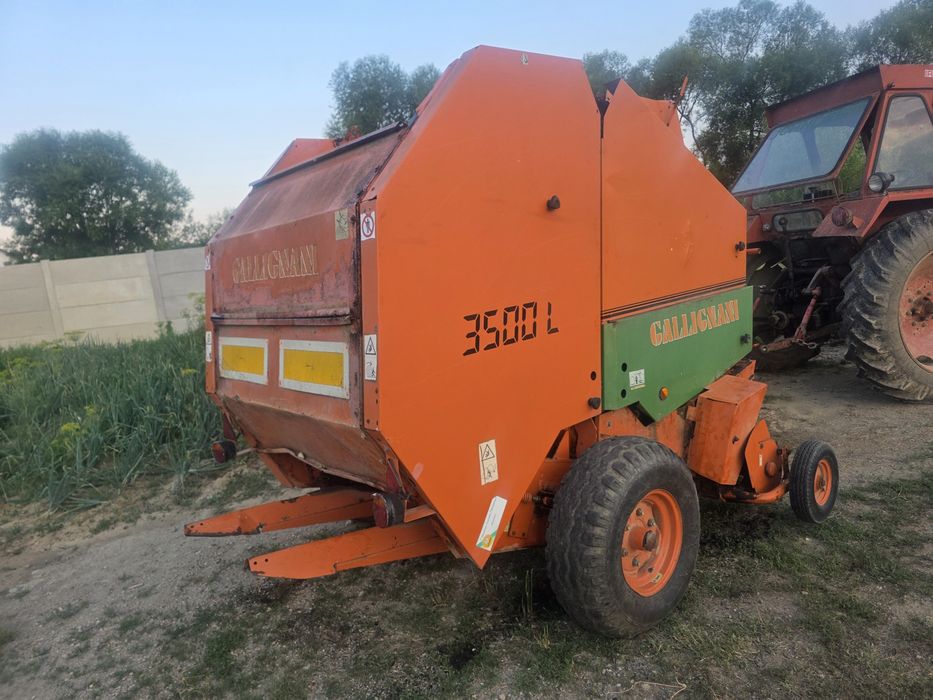 Presa baloti rotunzi GALLIGNANI 3500L presa baloti rotunzi 120x150 cu 2 ate sau plasă