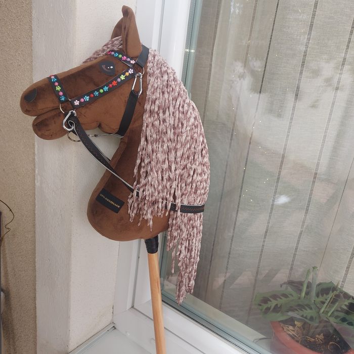 HOBBY HORSE  Drăguț și Bine Lucrat- Perfect pentru Aventuri Imaginare