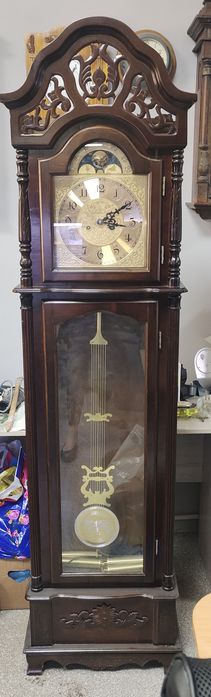 Часы напольные с боем