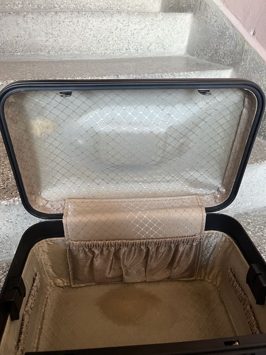 Куфар с цифров код