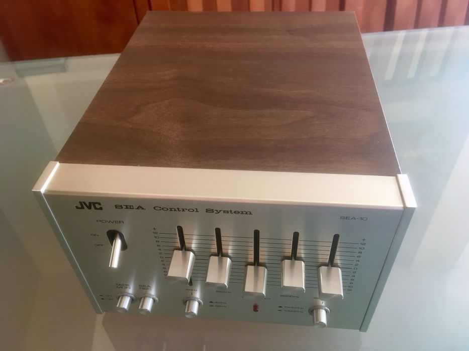 Еквалайзер JVC SEA-10