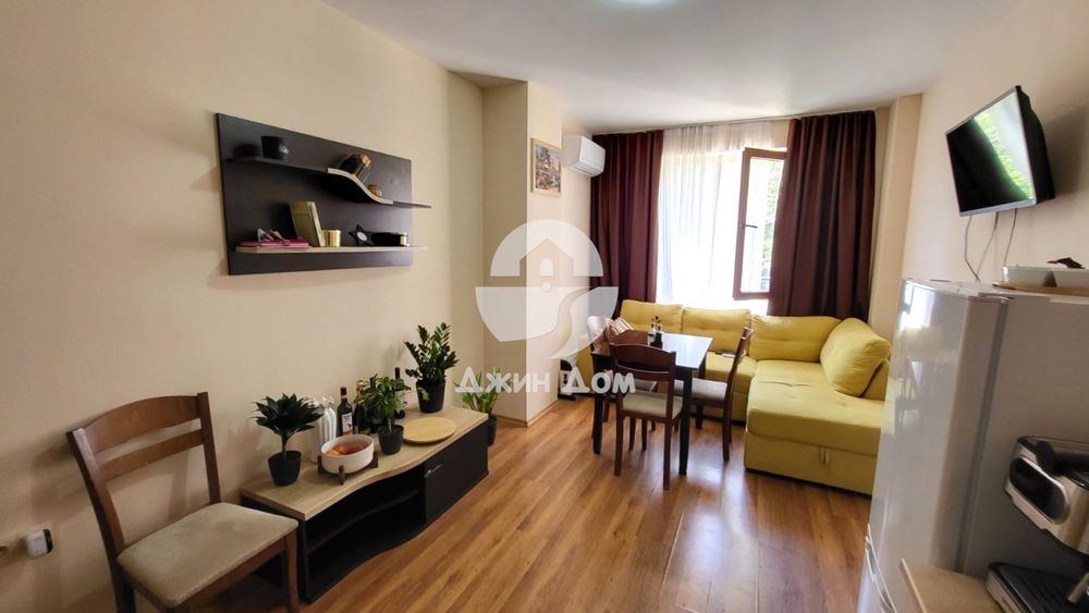 Продава се Двустаен апартамент в к.к. Слънчев бряг - 61 кв.м за 1189 €/кв.м - Снимка #1