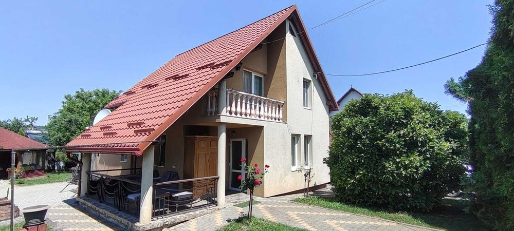 De vânzare – Casă modernă P+M, 135 mp utili, teren 680 mp, drum privat