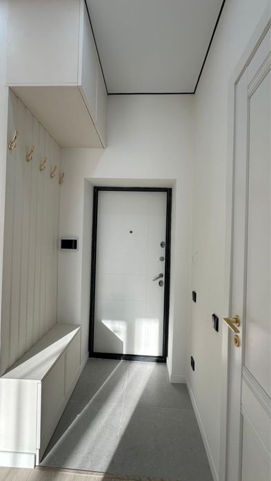 Продам 2 комнатную студию