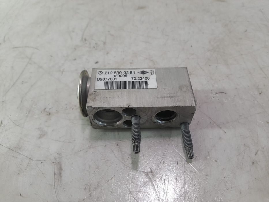 Supapa expansiune radiator clima bord 2128300284 3.0 cdi om642854 Mer